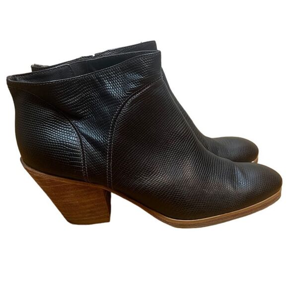 Rachel Comey Chocolate Brown Lizard Embossed Mars Ankle Boots Sz. 7 - Picture 1 of 7